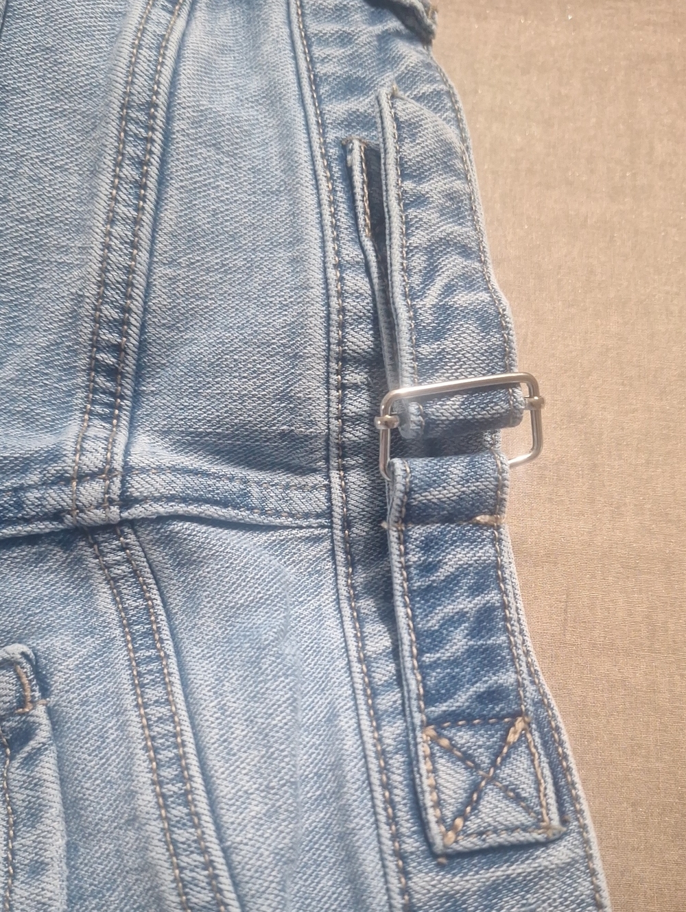 Vervet Blue Jeans - Picture 8 of 8
